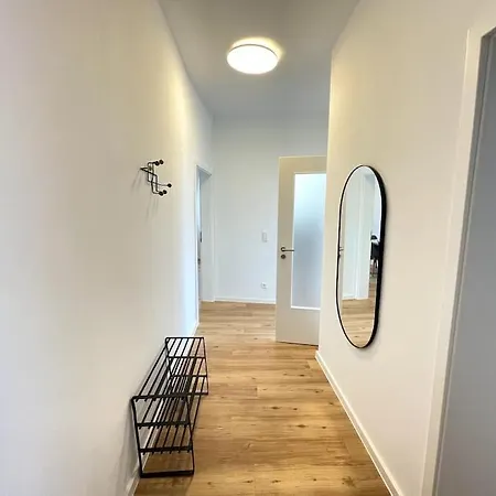 Apartment 60qm - 2 - Free Parking - - Mallibase Hannover
