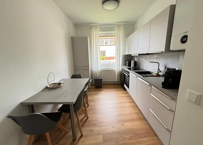 Apartment 60qm - 2 - Free Parking - - Mallibase Hannover
