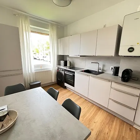 60qm - 2 - Free Parking - - Mallibase *